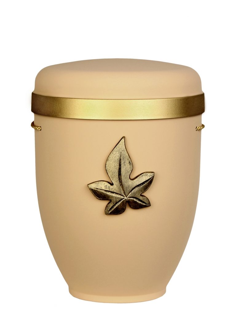 Naturfaserurne, matt elfenbein, Goldrand breit mit aufgesetztem Emblem „Dekor-Emblem Efeu“ in Gold