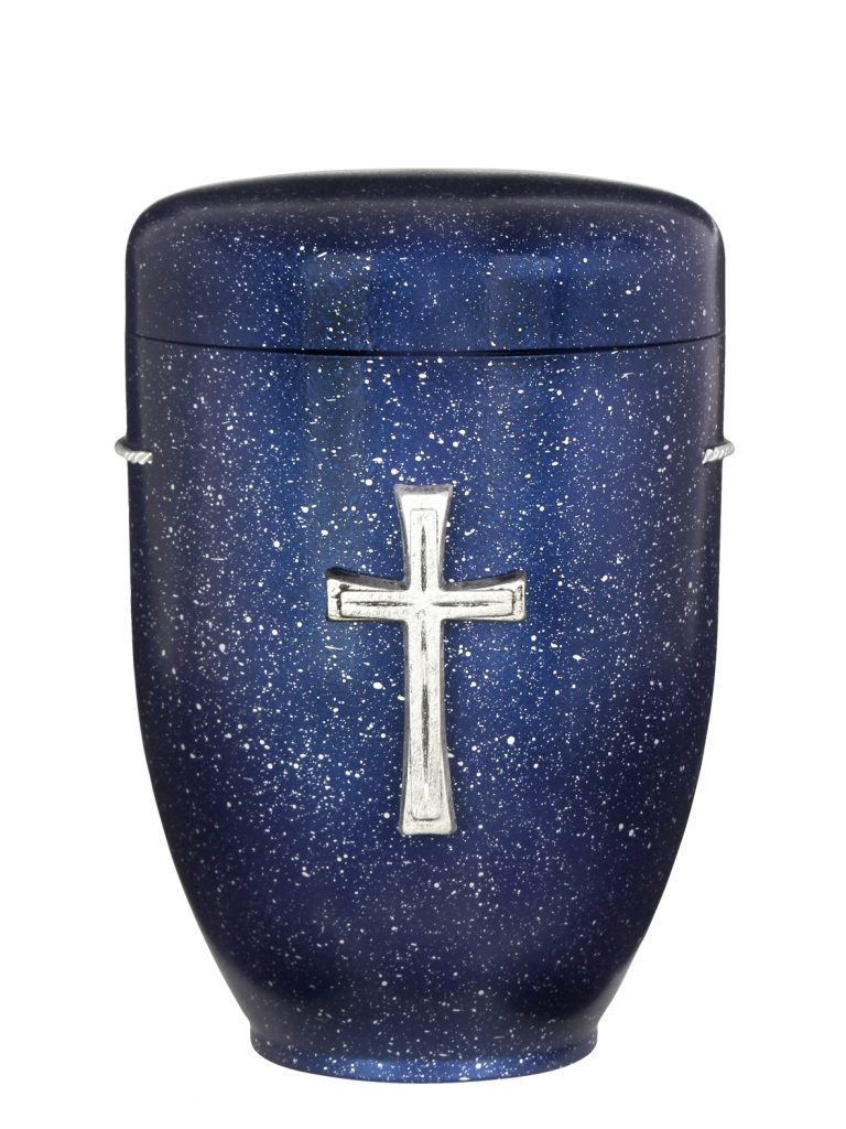 Biologisch abbaubare Urne in Dunkelblau mit silbernem Kreuz.