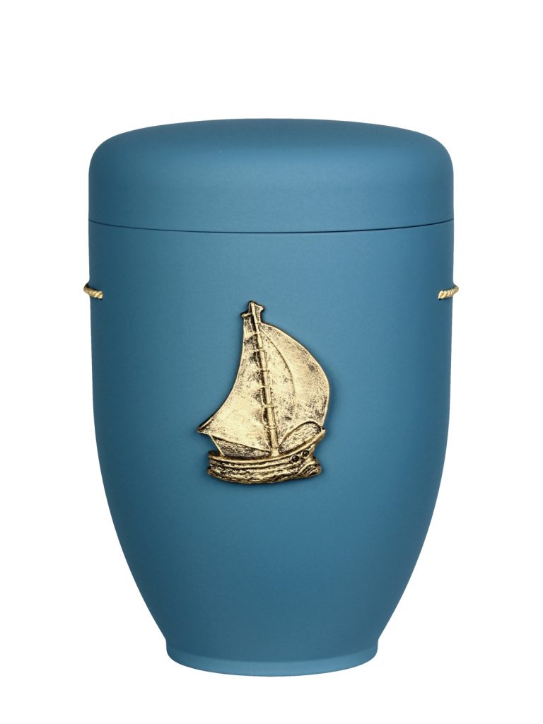 Naturfaserurne, matt polarblau, ohne Rand mit aufgesetztem Emblem „Motiv D11“ in Gold