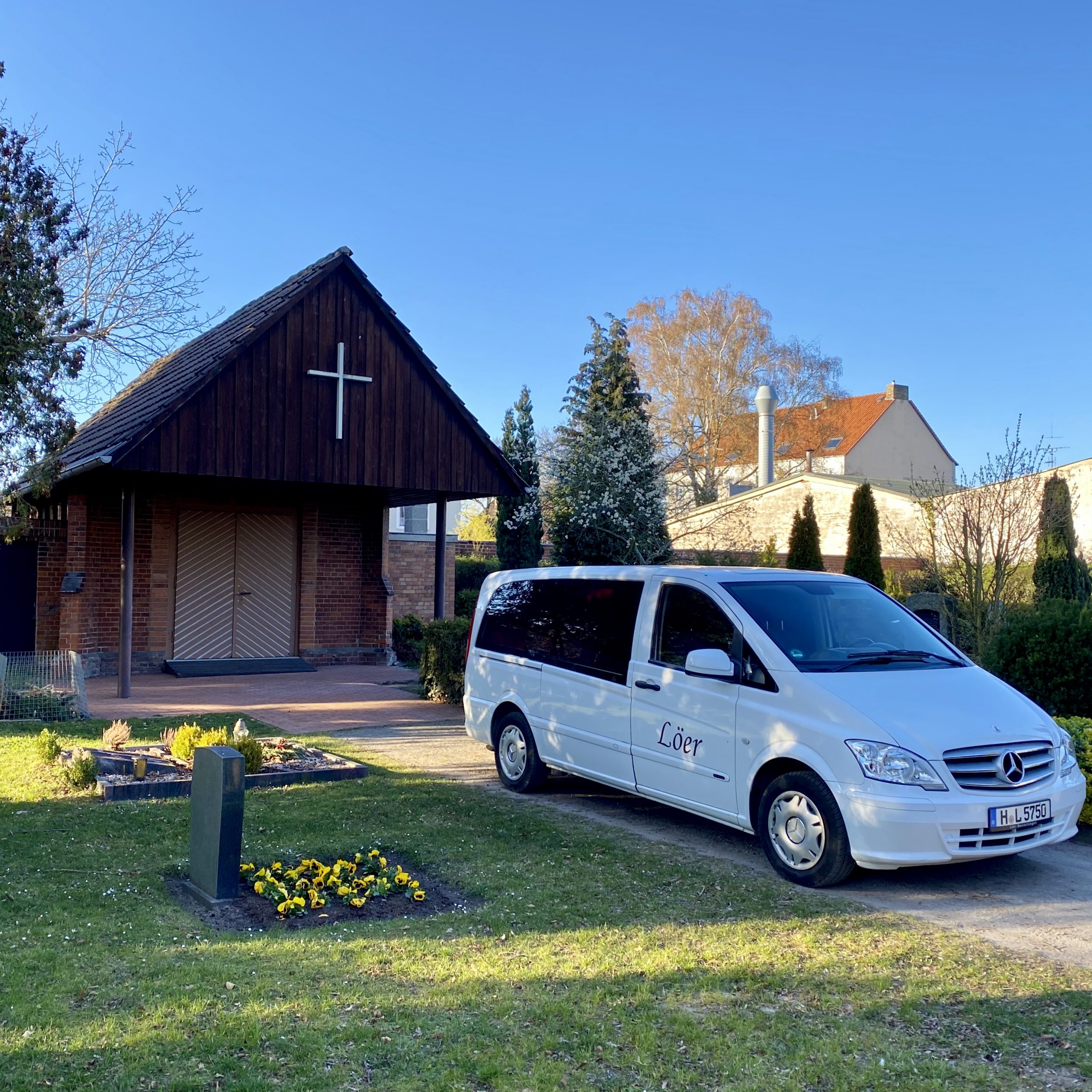 Eingang der Friedhofskapelle auf dem Friedhof „Am Brocksberg“ in Alt-Laatzen